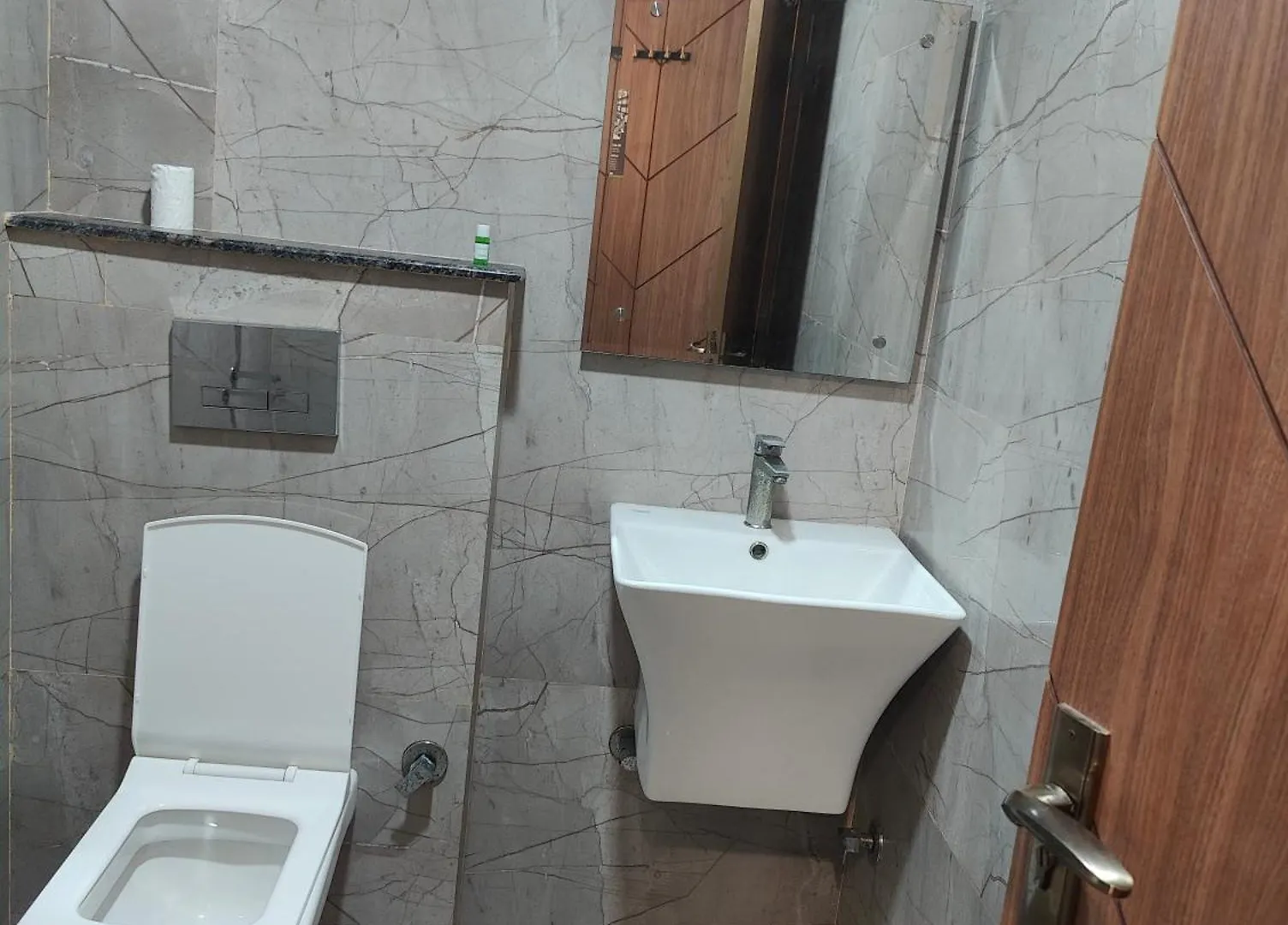 Hotel Nova Inn Near Delhi Airport New Delhi India