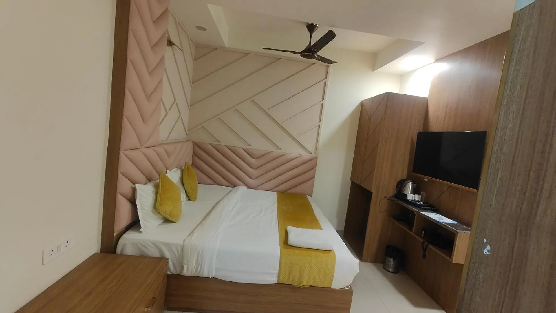 ****  Hotel Nova Inn Near Delhi Airport New Delhi India